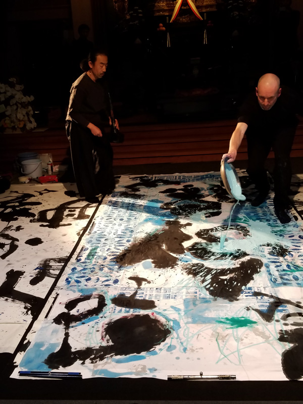 Miriam Bossard Project - Duality - Painting performance