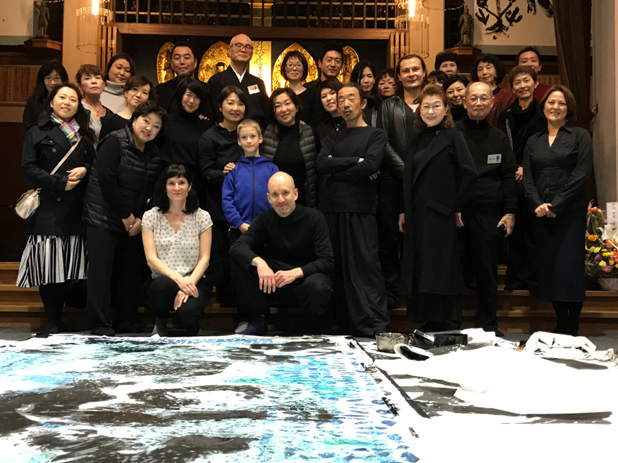Miriam Bossard Project - Duality - Painting performance
