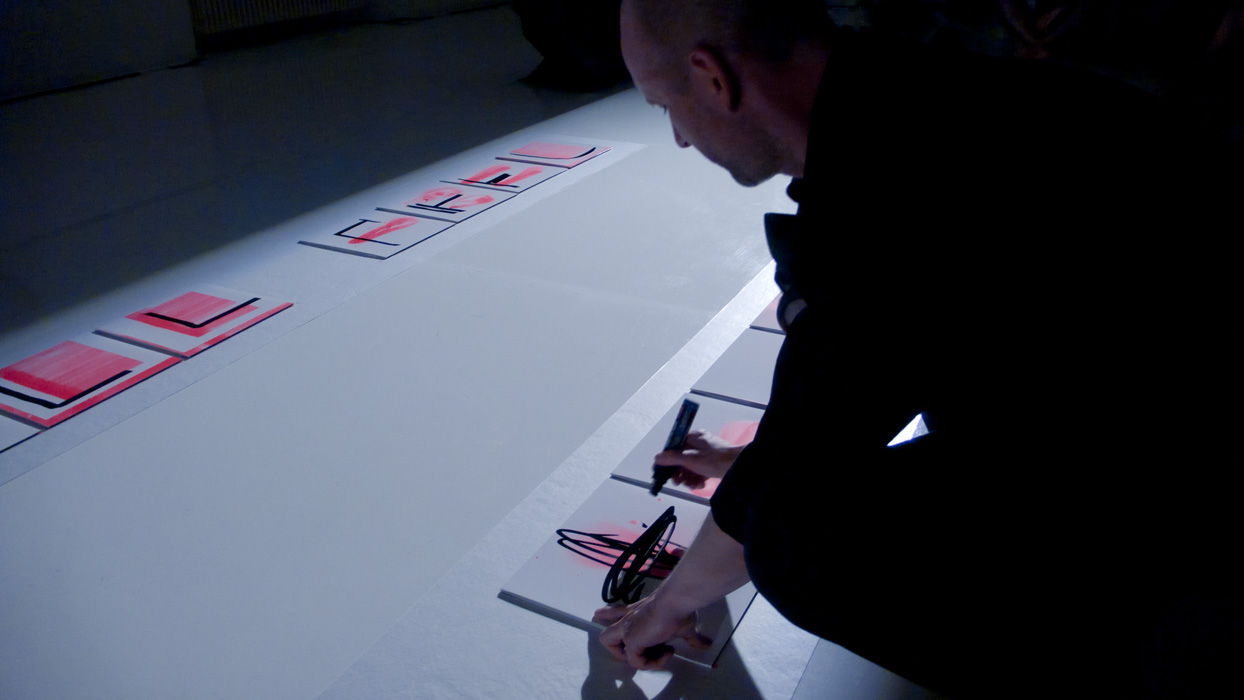 Miriam Bossard Project - Hurt - Painting performance